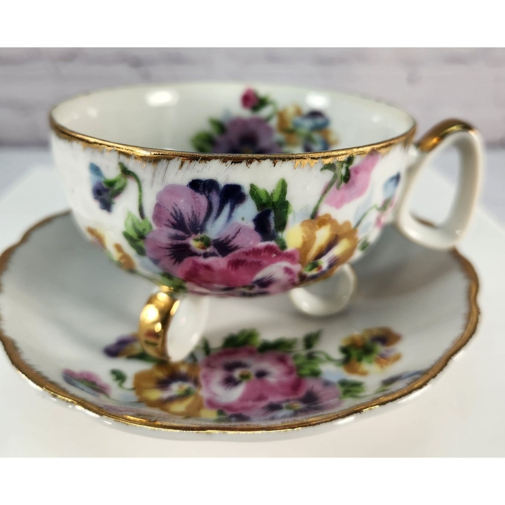 Vtg Queen Anne "Spring Melody" Fine Bone China Footed Teacup & Saucer England